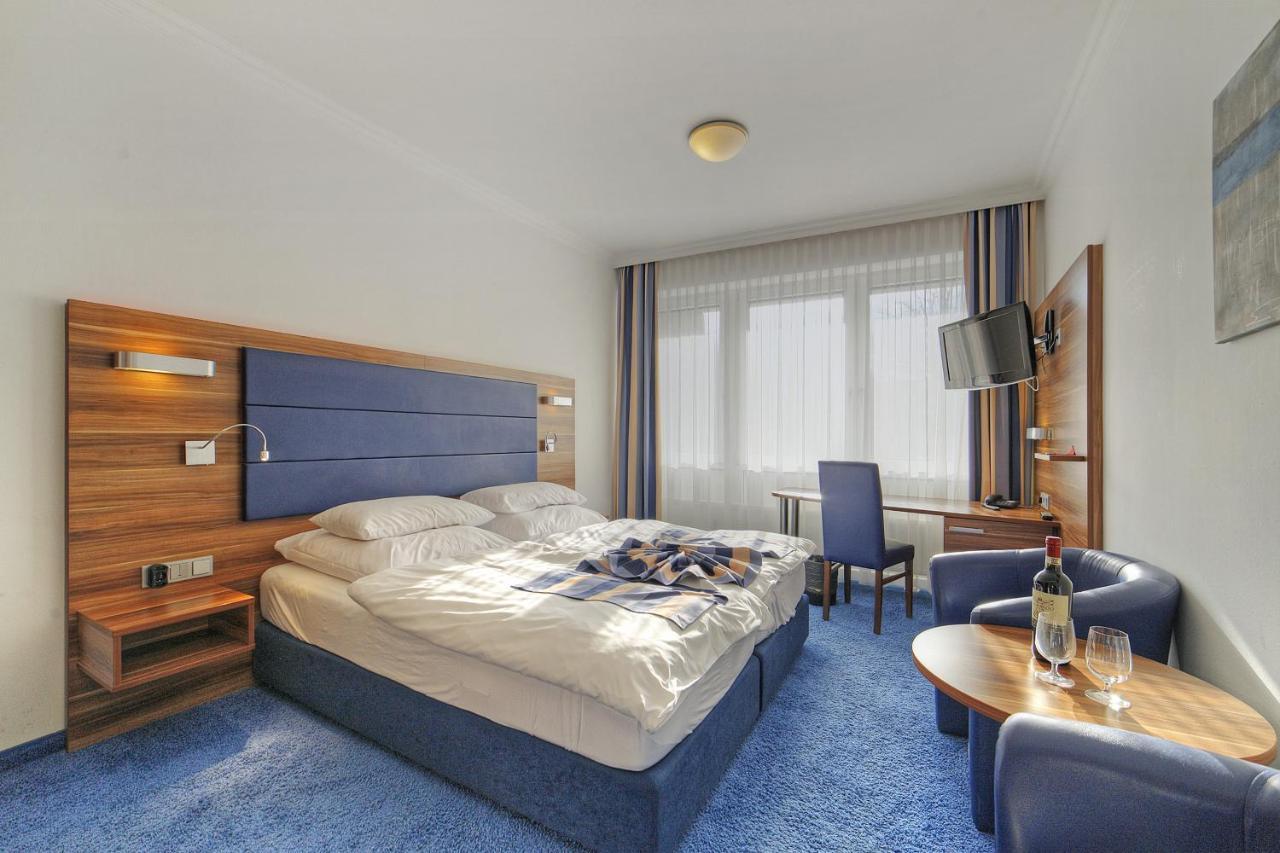 Hotel Da Vinci โกรเบนเซลล์ ภายนอก รูปภาพ