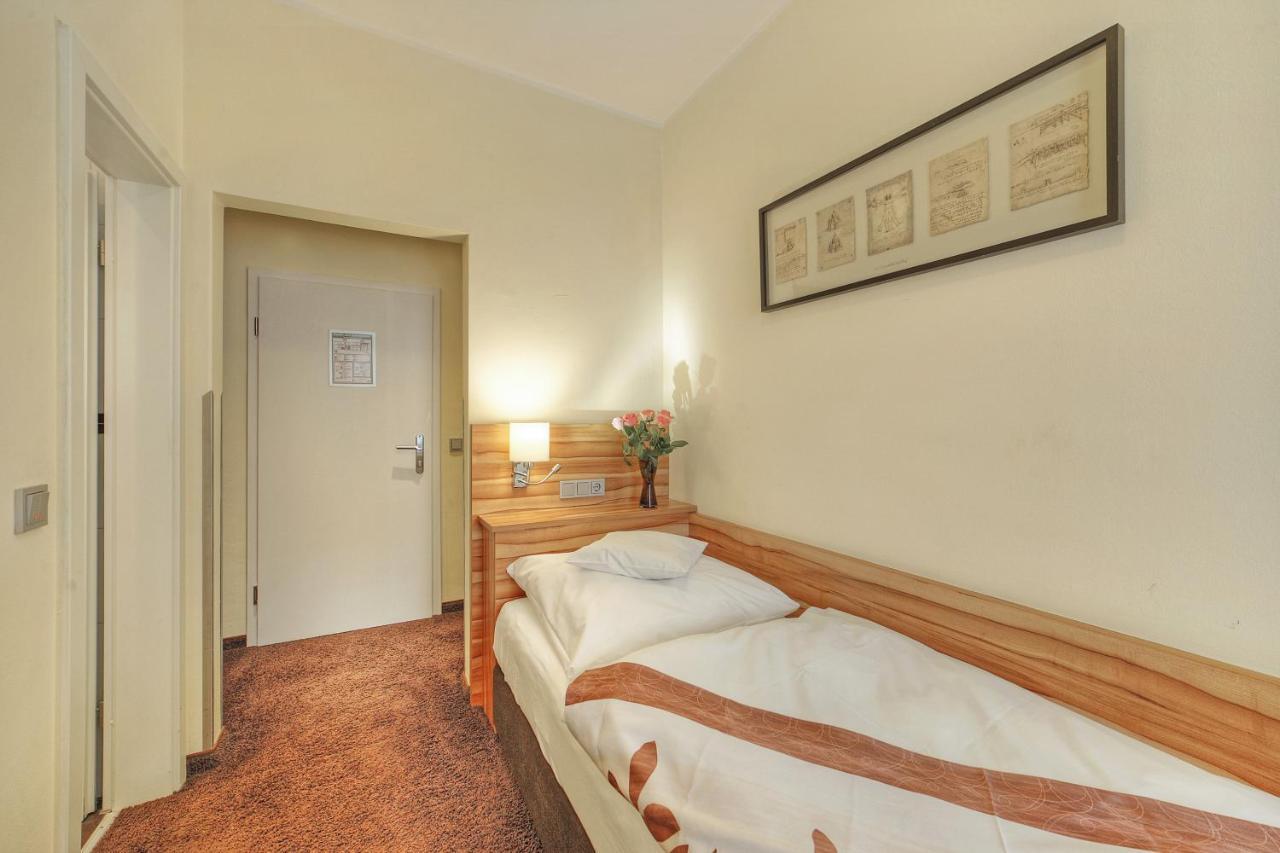 Hotel Da Vinci โกรเบนเซลล์ ภายนอก รูปภาพ