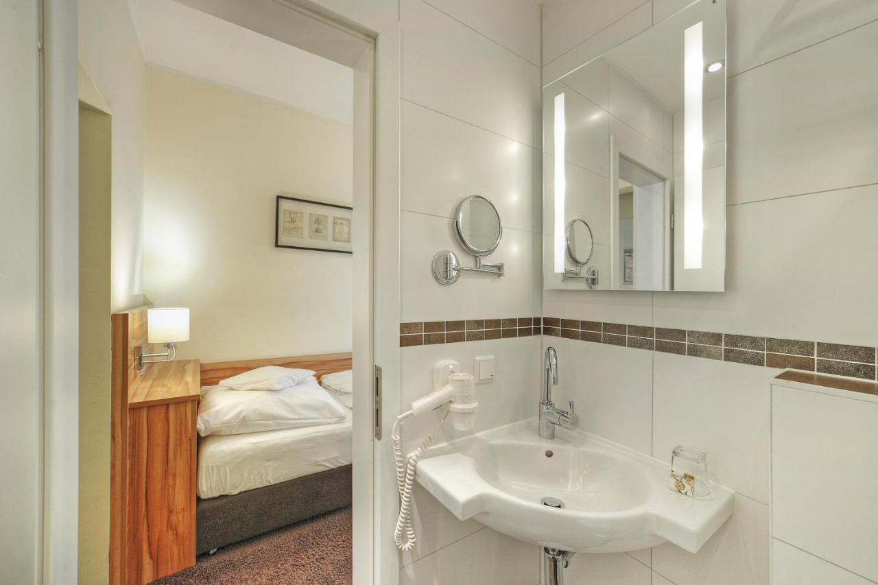 Hotel Da Vinci โกรเบนเซลล์ ภายนอก รูปภาพ