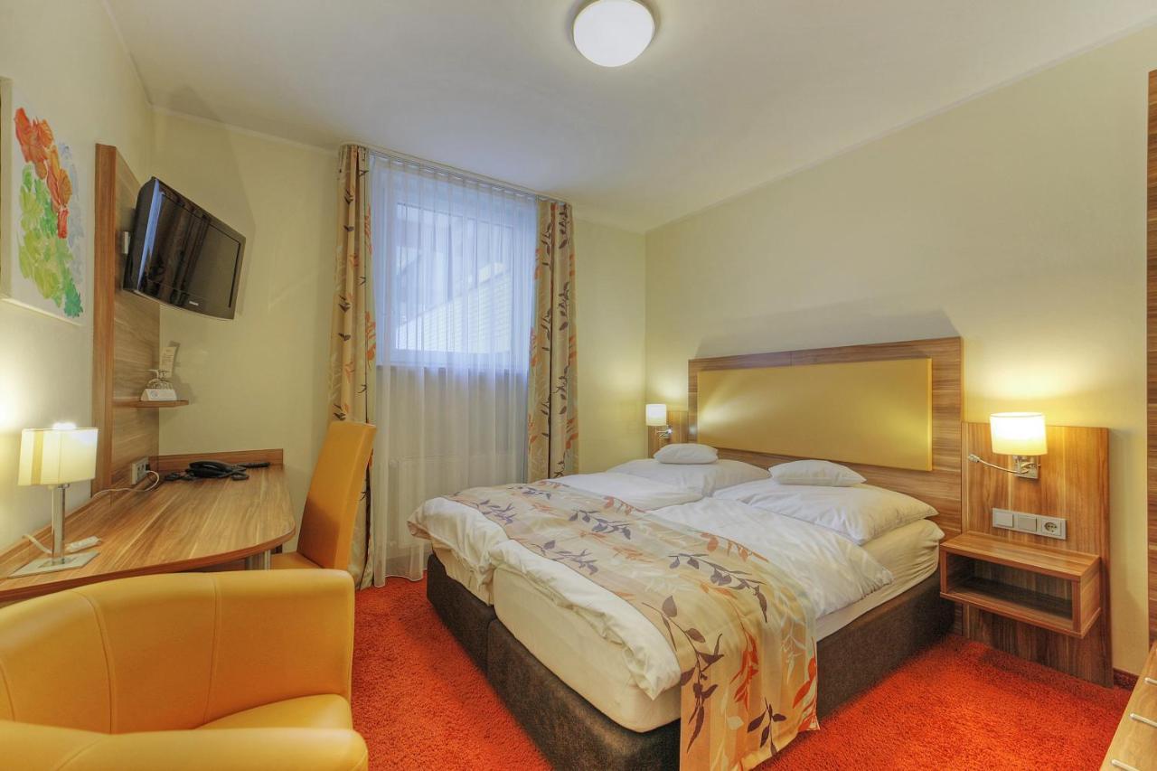 Hotel Da Vinci โกรเบนเซลล์ ภายนอก รูปภาพ