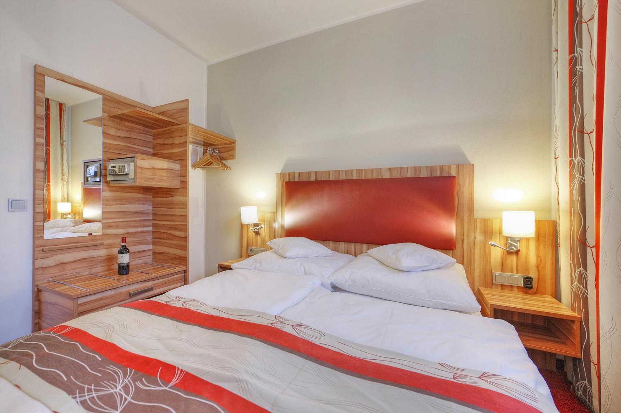 Hotel Da Vinci โกรเบนเซลล์ ห้อง รูปภาพ